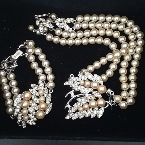 Vintage Emmons Faux Pearl Statement Set - Picture 2 of 3